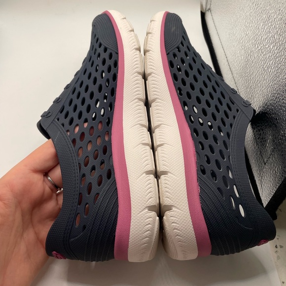 Skechers Foamies women’s navy and Pink water Sneakers size 8 - Picture 7 of 9